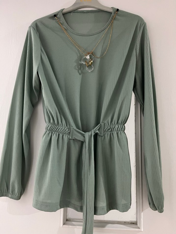 Kemer Detaylı Uzun Kollu Kadın Bluz - Görsel 2