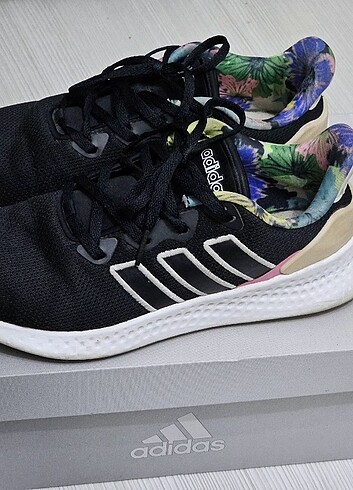38,5 Beden siyah Renk Adidas Kadın ayakkabı