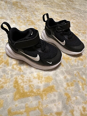 21 Beden siyah Renk Nike Revolution 7 Bebek Ayakkabısı