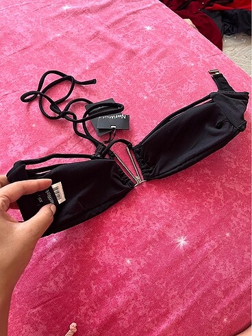 Network bikini üstü