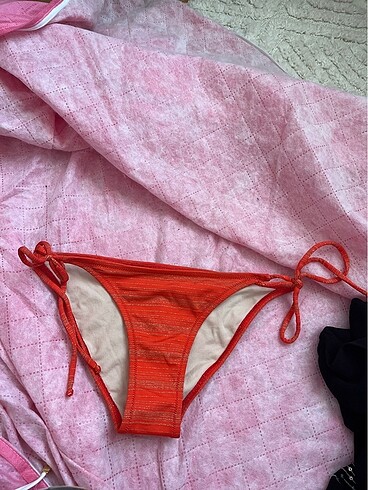 bikini altı