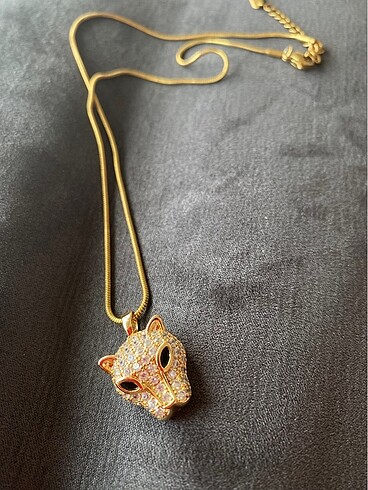 GOLD aslan kafası kolye