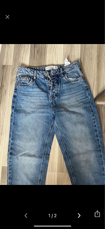Stradivarius mom Jean