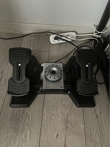 Logitech Rudder Pedal