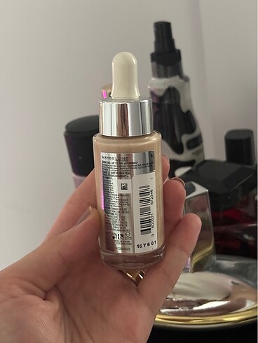 Maybelline Kapatıcı serum