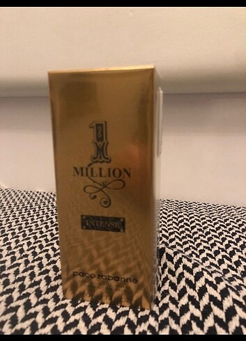 1 milyon orijinal bay bayan parfümlerimiz 