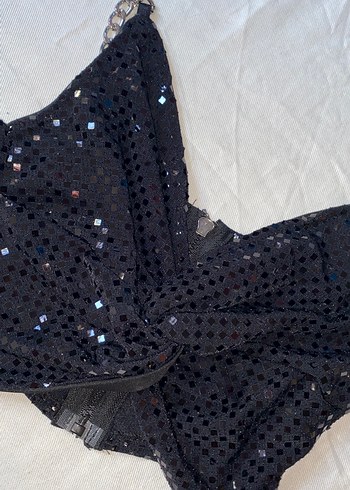 Zara Zincir Detaylı Siyah Straplez Mini Büstiyer