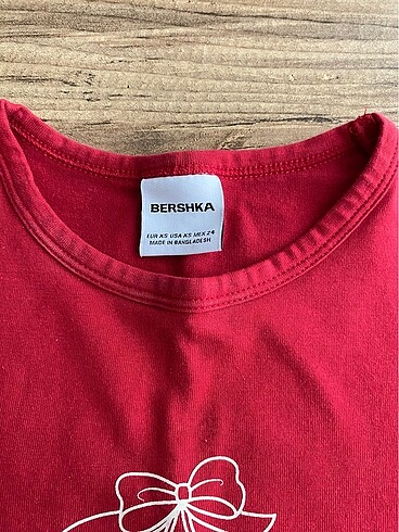 xs Beden Bershka Kirazlı Crop