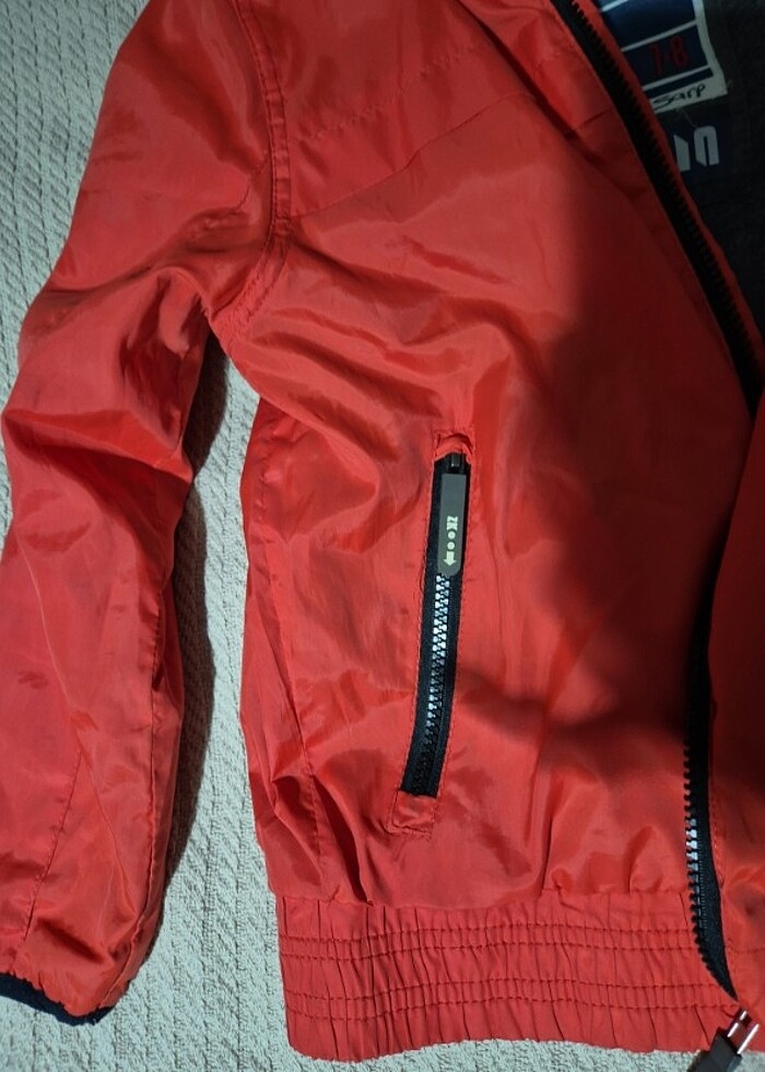 Erkek Çocuk Kapüşonlu İnce Mont - Görsel 4