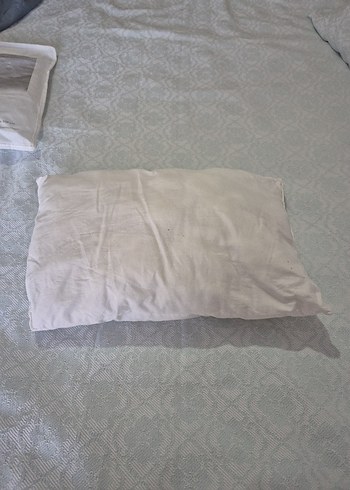 Beyaz Renkli Yumuşak Bebek Yastığı - Görsel 2