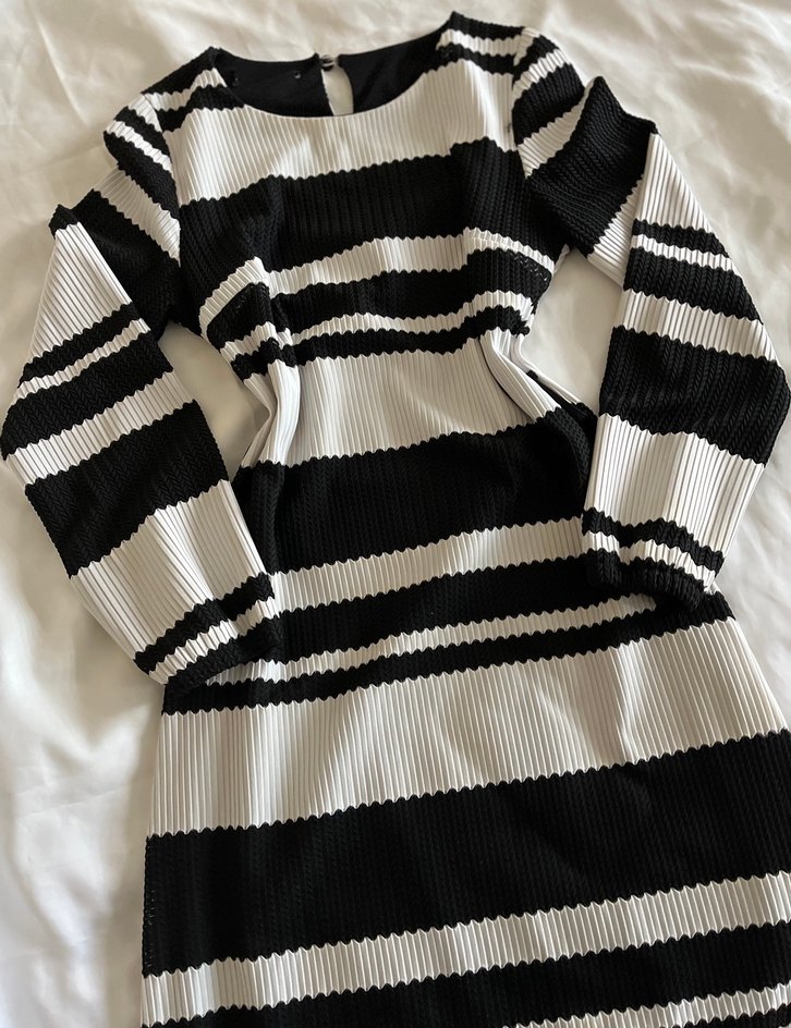 Çizgili Uzun Kadın Elbise - Görsel 2