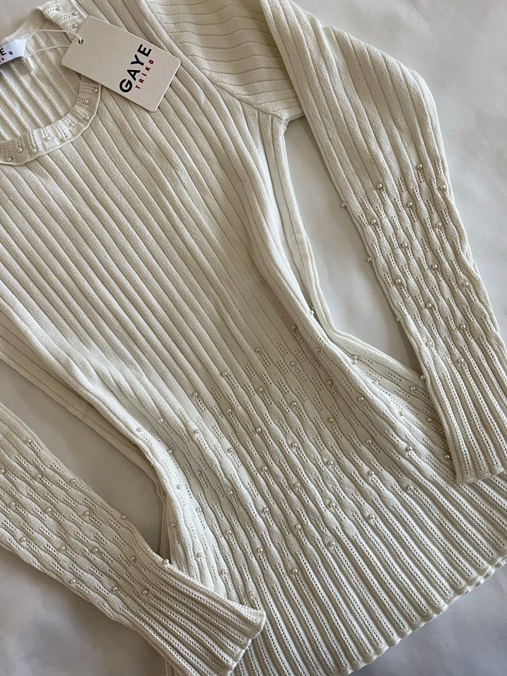 Kadın Beyaz Uzun Kollu Triko Kazak - Görsel 3