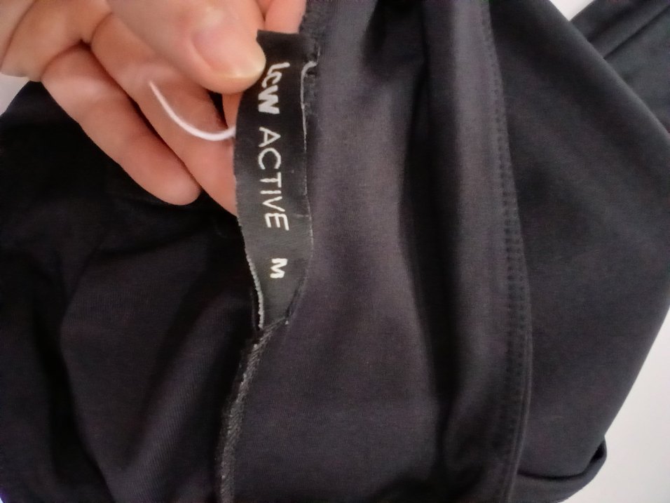 Kadın Siyah Midi Tayt Velcro Detaylı iki tane - Görsel 4