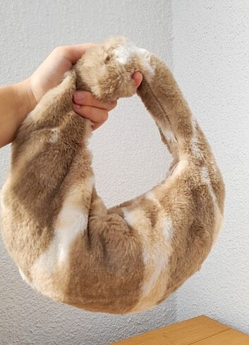 Peluş kol çantası