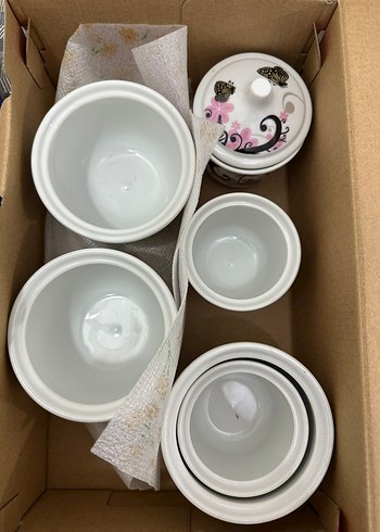 Pastel Desenli Beyaz Kimyonluk - Görsel 2