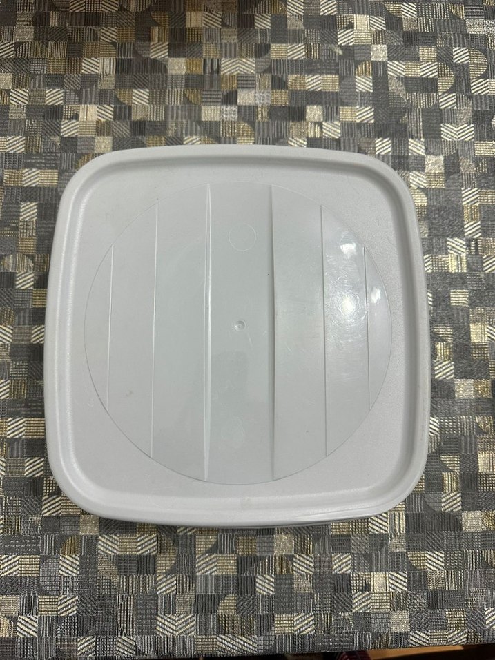 Pastel Desenli Beyaz Kimyonluk - Görsel 3