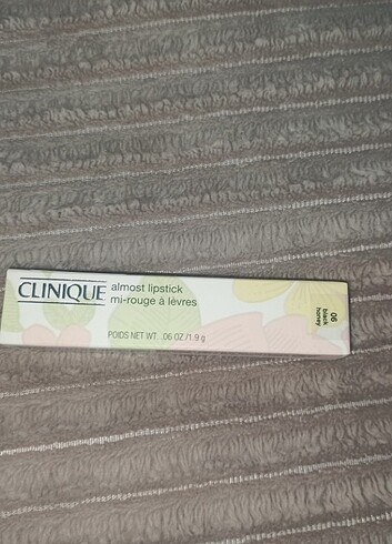 Clinique Clinique Black Honey Ruj