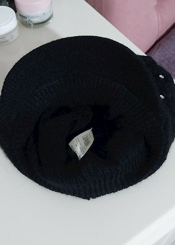 SİYAH ÖRGÜ KADIN ŞAPKA - Görsel 3