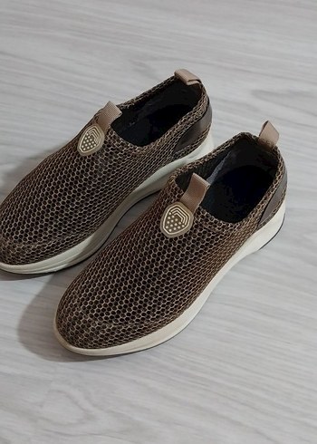 Yılan Desenli Kahverengi Dolgu Topuk Spor Ayakkabı - Görsel 3