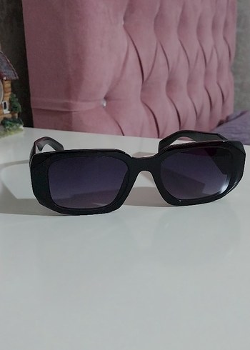 PRADA GÜNEŞ GÖZLÜĞÜ - Görsel 4