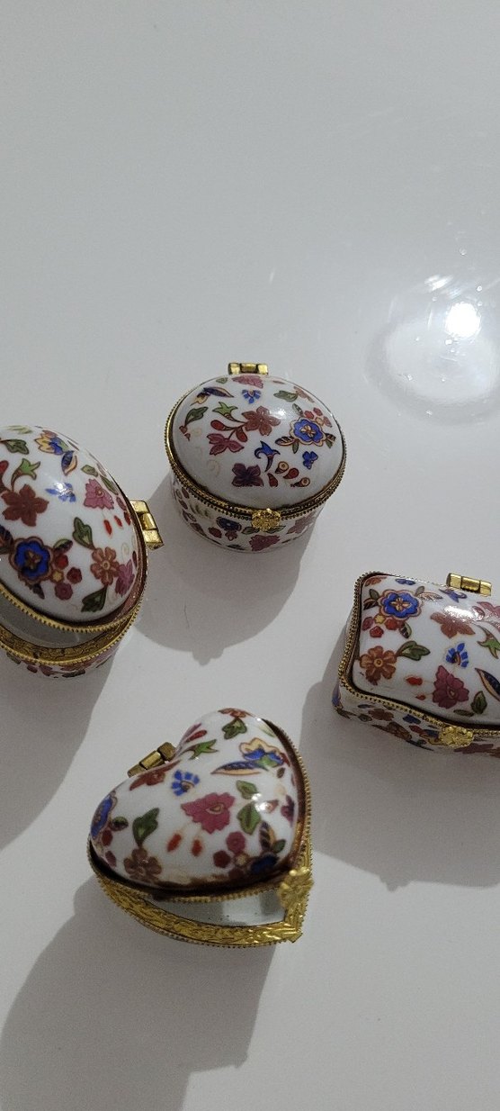 Çiçek Desenli Renkli Vintage Takı Kutuları - Görsel 2