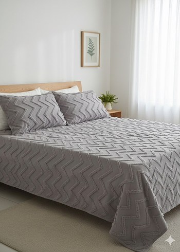 Gri Nakışlı Yatak Örtüsü - Görsel 2