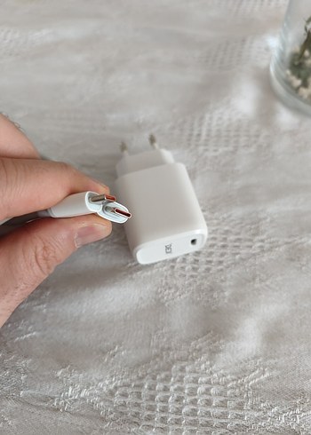 ORİJİNAL DEJI Telefon Şarj Adaptörü + 100W destekli Kablo - Görsel 3