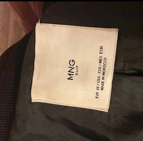 xs Beden Mango kısa kaban