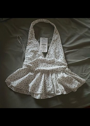 Zara puantiyeli Fırfırlı Bluz