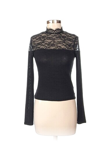 H&M Bluz %70 İndirimli.