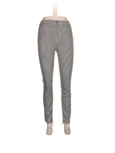 H&M Düz Kesim %70 İndirimli.