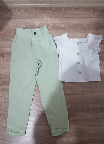 Pantalon 6.7 yas bluz 4.5 yas ıkısı takım gıyılır