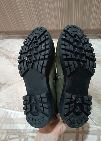 Yeşil Kamuflaj Desenli Kadın Deri Bot - Görsel 4