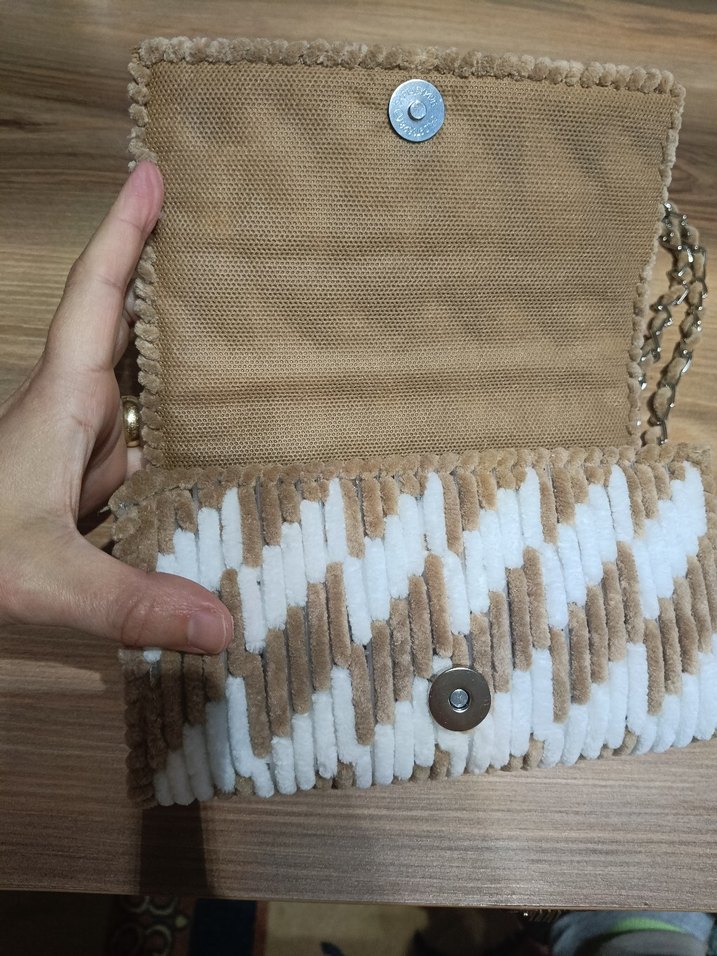 Bej Zebra Desenli Örgü Kadın Çanta - Görsel 4