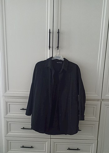 Kadın siyah oversize uzun basic gömlek