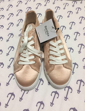 Bershka Sıfır ürün
