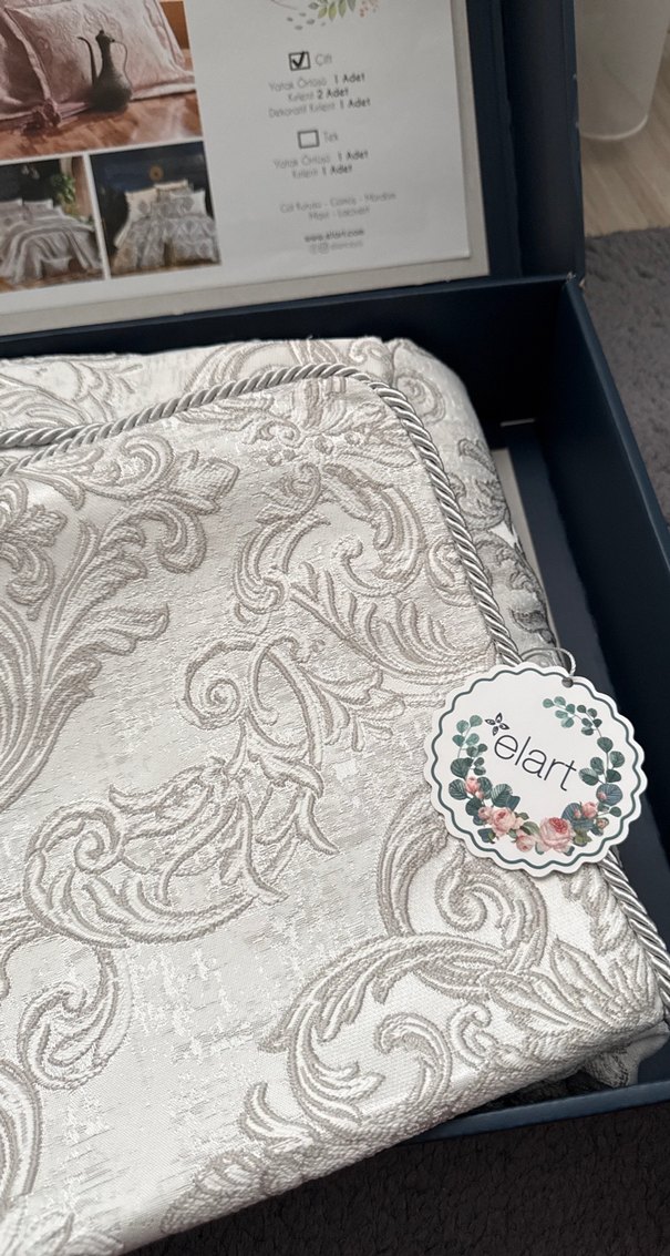 Elart Beyaz Gri Desenli Yatak örtüsü - Görsel 2