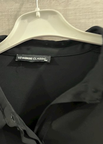LC Waikiki Siyah Uzun Kollu Düğmeli Kadın Gömlek tunik