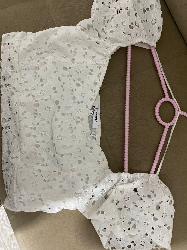 Dantel İşlemeli Beyaz Mini Bluz - Görsel 3