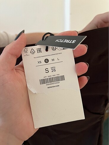 s Beden Bershka straplez elbise