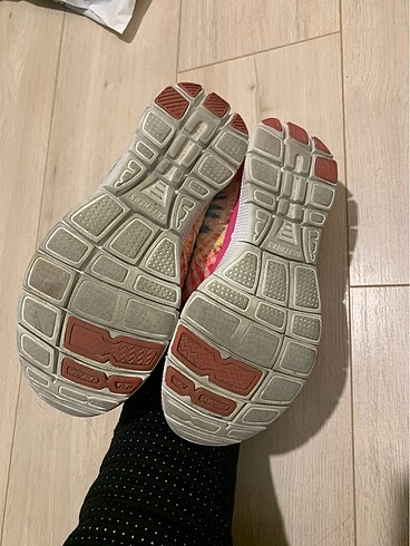 36 Beden skechers spor ayakkabı