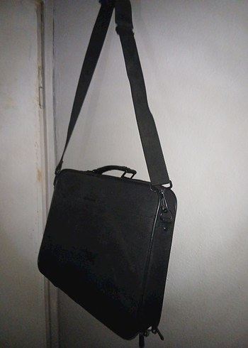 Siyah Deri Kadın Laptop Çantası - Görsel 2