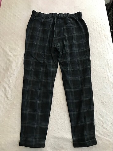 40 Beden Rahat kumaş desenli pantalon