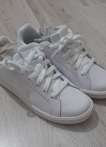 Nike Nike Court Royale 