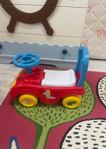 Beden Renk Renkli Çocuk Oyuncak Arabası