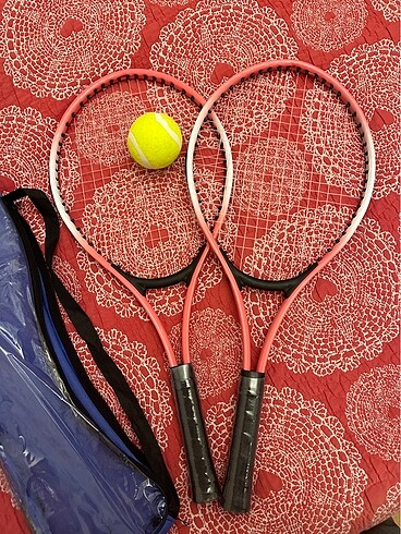 tenis raketi