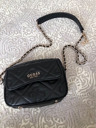 Guess çanta orjinal