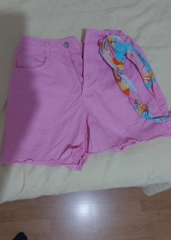 Düğmeli Pembe Mini Şort