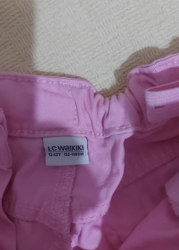 12-13 Yaş Beden Düğmeli Pembe Mini Şort