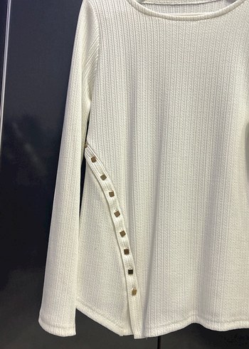 Düğmeli Beyaz Uzun Kollu Triko Kazak - Görsel 3